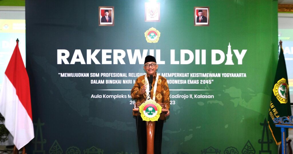 Ketua Umum DPP LDII Ir. KH, Chriswanto Santoso, M.Sc. menyampaikan sambutan pada Rakerwil LDII DIY 2023