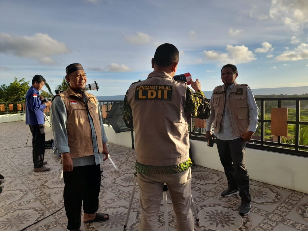 Tim Rukyatul Hilal DPW LDII DIY mengikuti pengamatan hilal syawal di POB Syech Bela Belu