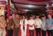 Ketua DPD LDII Gunungkidul berfoto bersama Bupati Gunungkidul dalam acara Open House di Rumah Bupati Gunungkidul
