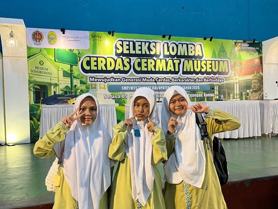 SMP Alkarima Boarding School