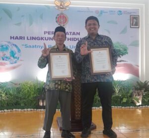 Kampung Proklim Sangurejo dan Kembang menerima penghargaan pada Peringatan Hari Lingkungan Hidup Sedunia DIY
