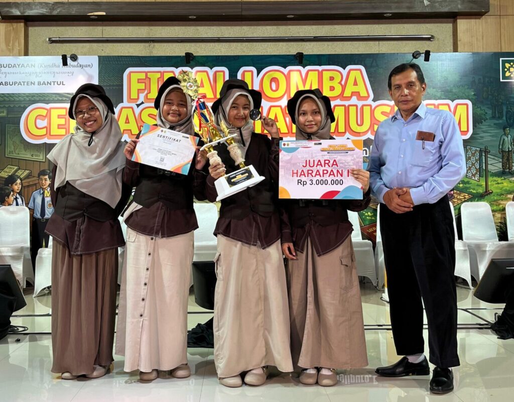 SMP Alkarima Boarding School