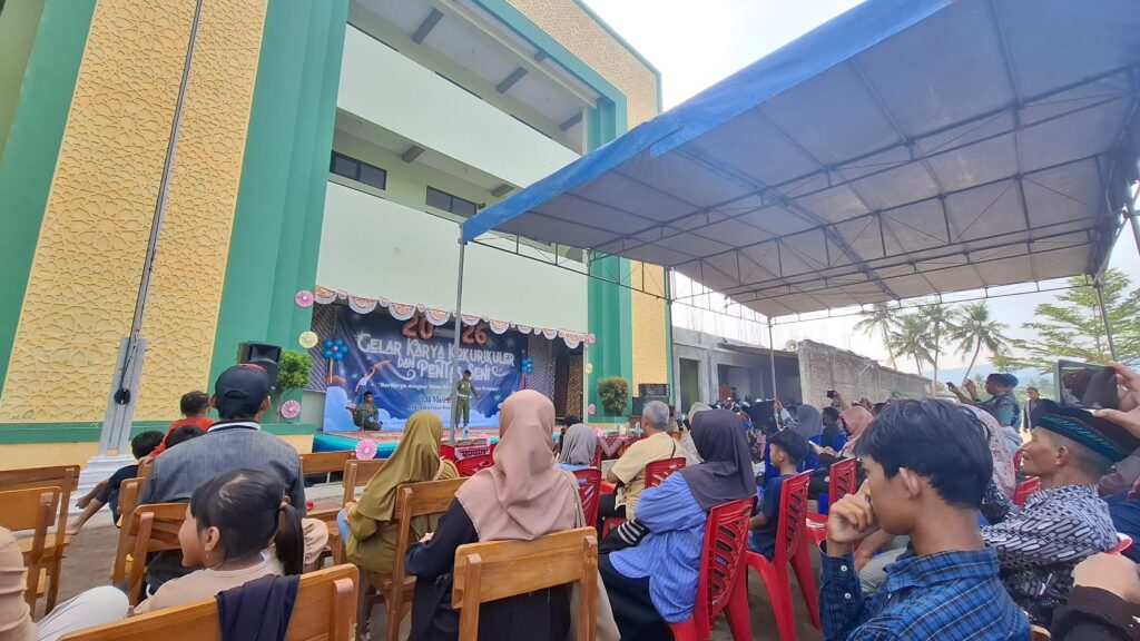 SMP Alkarima Boarding School