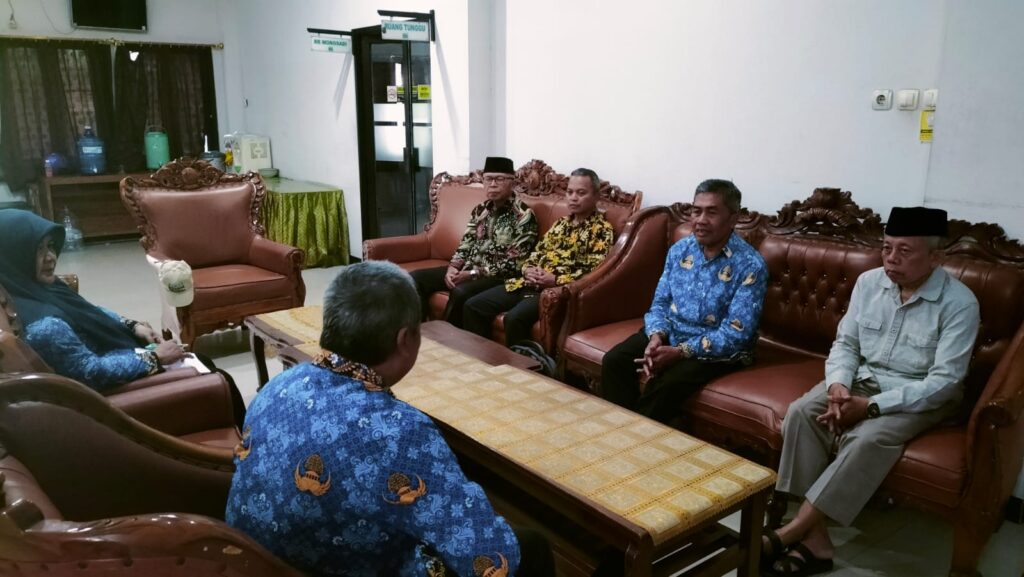DLH Kabupaten Gunungkidul terima Audiensi DPD LDII Gunungkidul terkait Program pelestarian Lingkungan (doc: ldiigunungkidul)