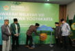 Kepala Biro Kesra Pemda DIY didampingi Wakil Ketua Komisi VIII DPR RI, Ketua Umum DPP LDII, dan Ketua DPW LDII DIY, membuka Muswil VIII DPW LDII DIY dengan pemukulan gong