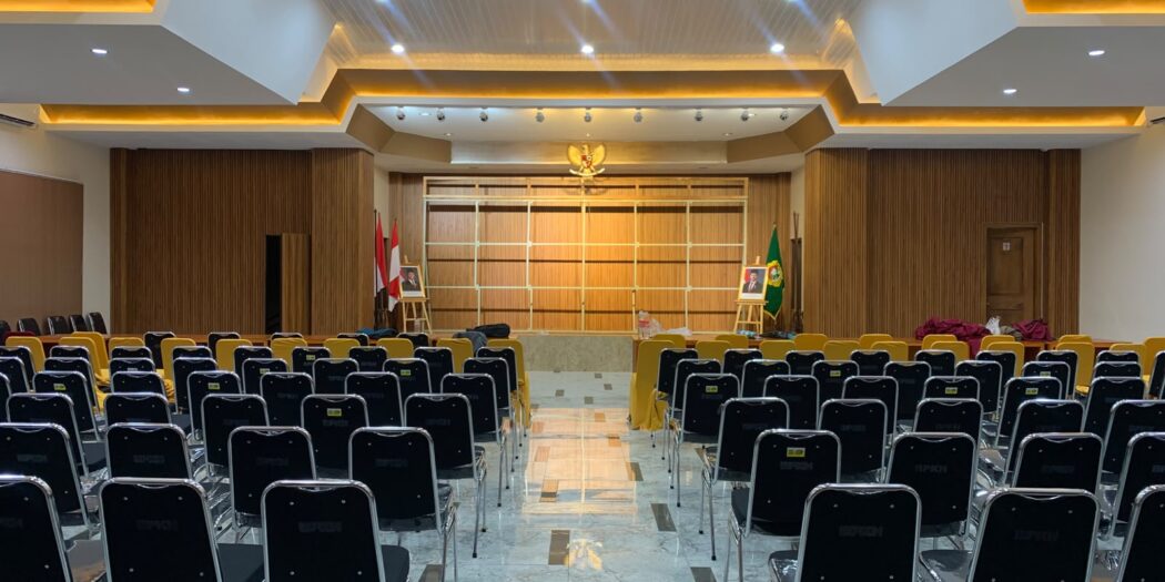 Persiapan Venue Musyawarah Wilayah LDII DI Yogyakarta yang dilaksanakan di Aula Gedung Serbaguna Mantrijeron Yogyakarta