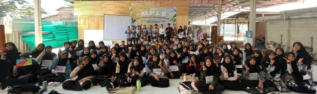 SMP Alkarima Boarding School