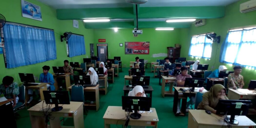 SMP Alkarima Boarding School
