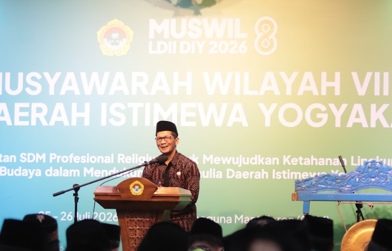 Gubernur DIY yang diwakili oleh Kepala Biro Kesejahteraan Rakyat Pemda DIY, Faishol Muslim memberikan sambutan pada Muswil VIII LDII DIY (doc/lines)
