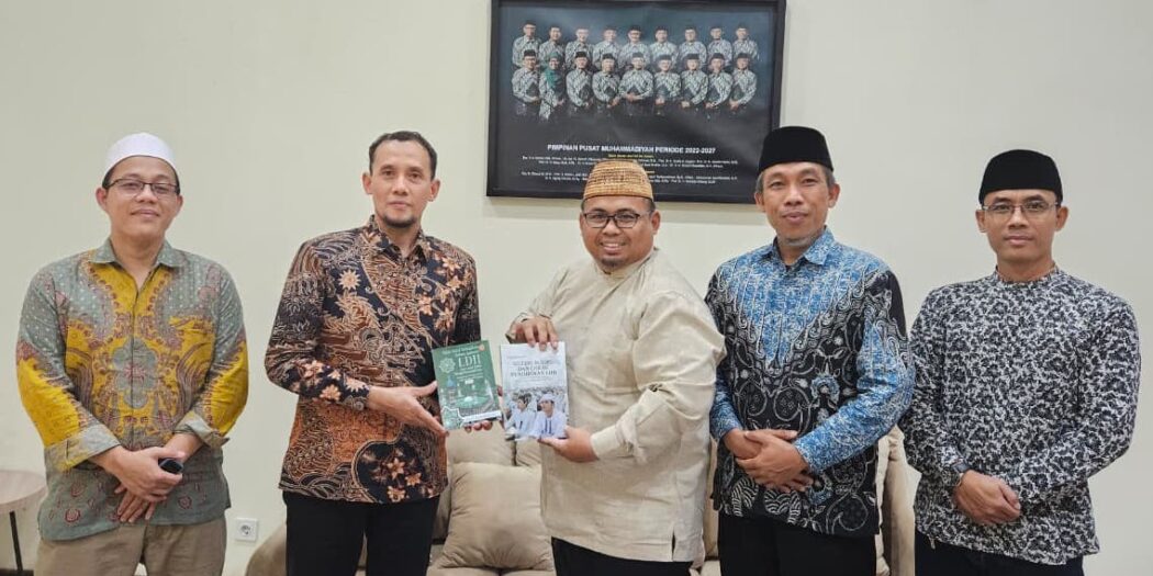 Silaturrahim LDII dengan Majelis Tarjih dan Tajdid PP Muhammadiyah di Yogyakarta. Foto: LINES