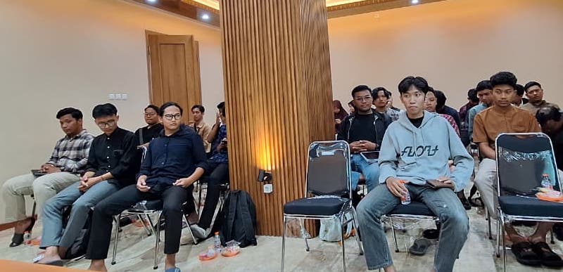 Peserta musyawarah persiapan Akrab Muda 2026, Jumat (2/10) di Gedung Serbaguna Mantijeron (GSM), Foto: Lines